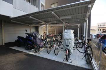 駐輪場、バイク置場