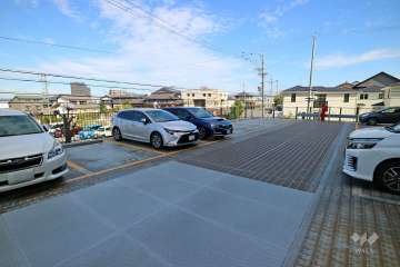 敷地内駐車場（自走式駐車場2階部分）