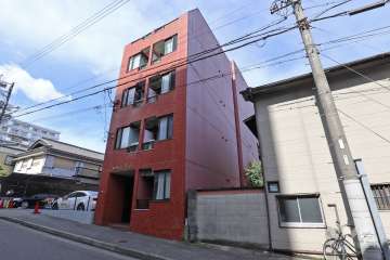 セザール金山の外観（南東側から）