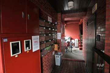 エントランス内