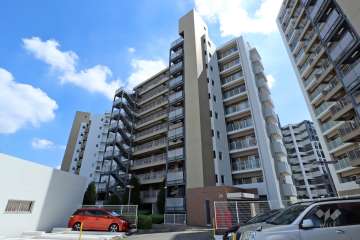 ウェルピア井高野C棟（24号棟）の外観（東側から）