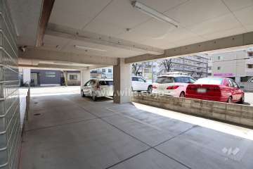 敷地内駐車場(屋内平面式)