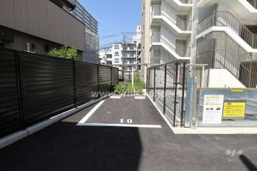 敷地内駐車場（屋外平面式）