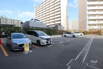 敷地内駐車場（屋外平面式）