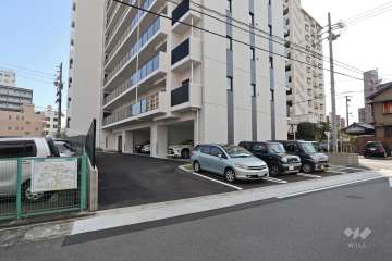 敷地内駐車場（屋内平面式、屋外平面式）