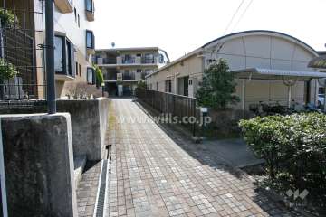 エントランスアプローチ