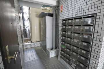 宅配ボックスと共用ポスト