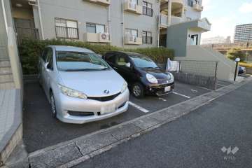 敷地内駐車場（屋外平面式）