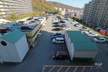 敷地内駐車場（屋外平面式・自走式立体）