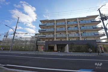ローレルコート西宮里中町の外観（北西側から）
