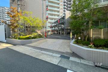 駐車場の出入口