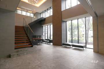 エントランスホール