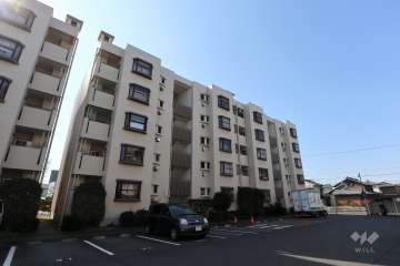 植田北住宅5号棟の外観（北東側から）