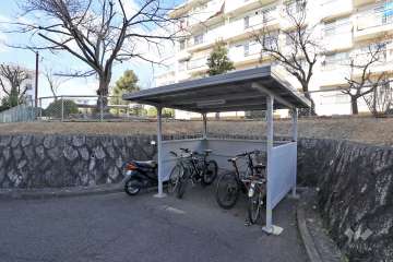 駐輪場、バイク置場