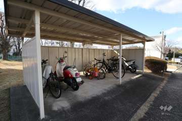 駐輪場、バイク置場