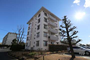 相生山団地38棟の外観（北西側から）