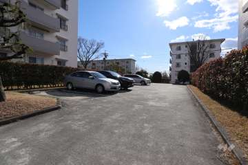 敷地内駐車場（屋外平面式）