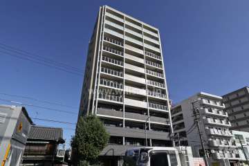 プレサンスロジェ庄内通の外観（北西側から）