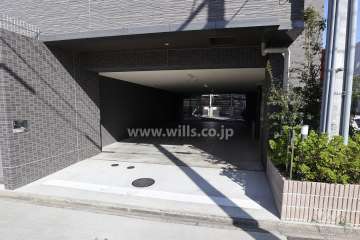 駐車場の出入り口