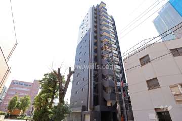 プレサンスロジェ神宮前の外観（北東側から）