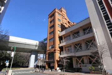 ライオンズビル丸の内の外観（南西側から）