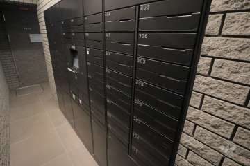 宅配ボックスと共用ポスト