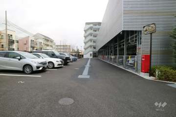 敷地内駐車場（屋外平面式・屋外機械式）