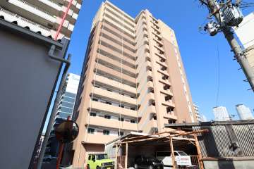 プレサンス名古屋STATIONアライブの外観（南西側から）