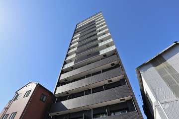 プレサンスNAGOYAファストの外観（東側から）