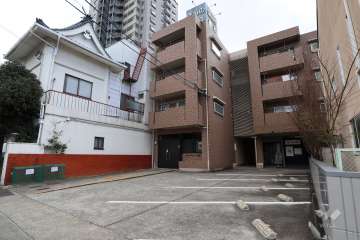 寿ゞやマンション芳野の外観（北西側から）