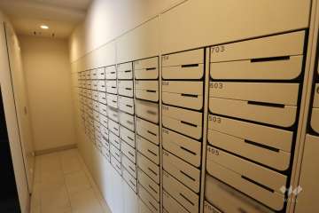 宅配ボックスと共用ポスト