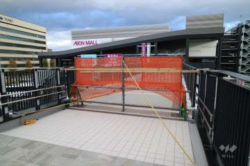 「イオンモールイオンモール-Nagoya-Noritake-Garden」と直通の通路