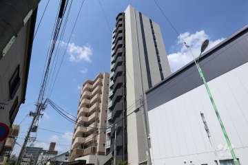 オープンレジデンシア金山estの外観（南西側から）