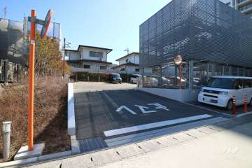 駐車場の出入り口