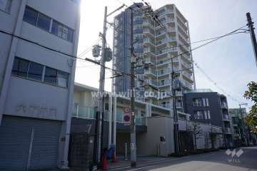 パークナード新北野の外観（北東側から）