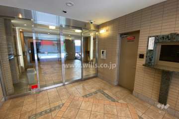 エントランスホール