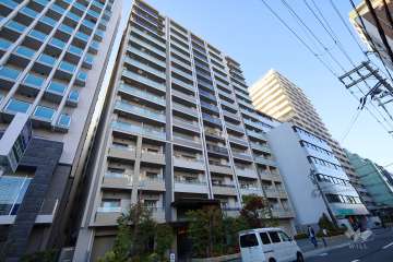 プレミスト江坂の外観(南東側から)