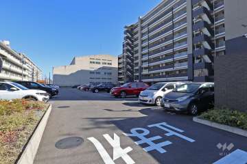 駐車場出入口