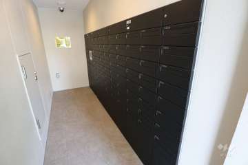 共用ポストと宅配ボックス