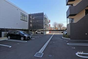 敷地内駐車場（屋外平面式）