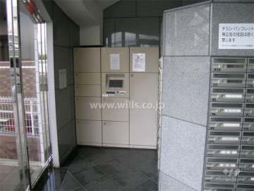 共用ポストと宅配ボックス