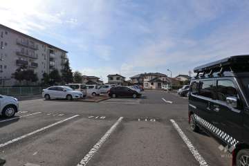 敷地内駐車場（屋外平面式）