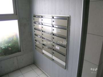 ベルデフラッツ江坂2の外観（南西側から）