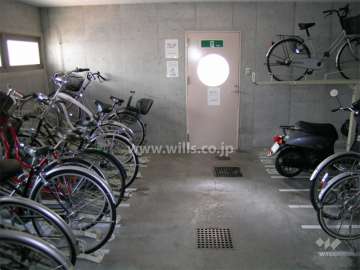 エントランスにある宅配ボックス