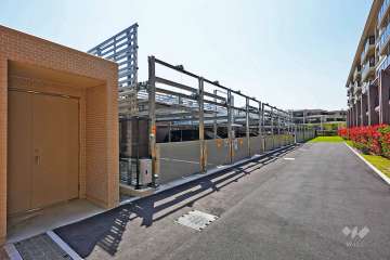 敷地内駐車場（屋外機械式）