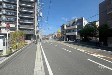 敷地南東側の前面道路