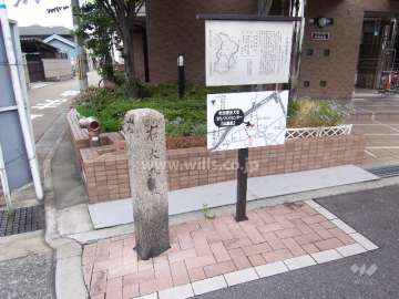 東の道路は景観が整備されています