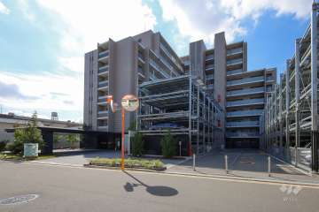 ブランニード千里丘の外観（北西側から）