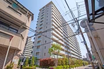 ローレルスクエアOSAKA LINKの外観(南西側から