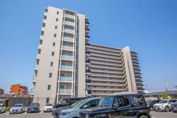 ローレルスクエアOSAKA LINKの外観（南東側から）